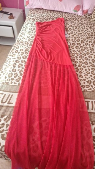 Vestido asimétrico tul rojo SIN ESTRENAR talla s/m