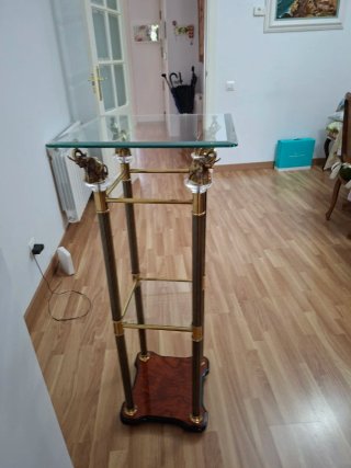 Estantería cristal metal dorado elefantes
