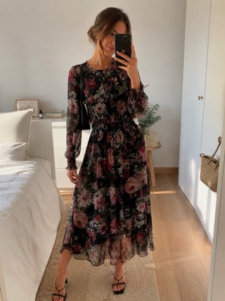 Vestido floral Zara negro multicolor