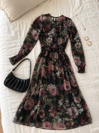 Vestido floral Zara negro multicolor