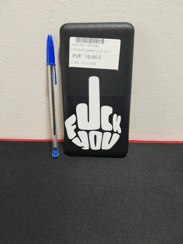 Power Bank Negro con Diseño Rayado