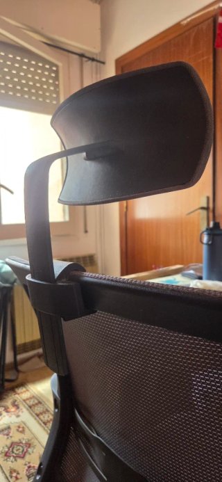 Silla de oficina ergonómica gris