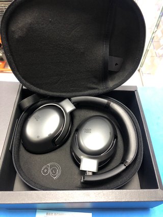 Auriculares JBL Tour One M2 Negros