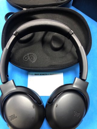 Auriculares JBL Tour One M2 Negros