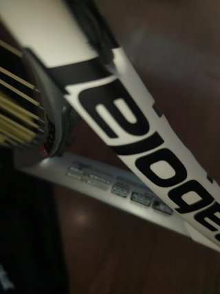 Raqueta Babolat Aero con funda
