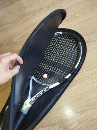 Raqueta Babolat Aero con funda