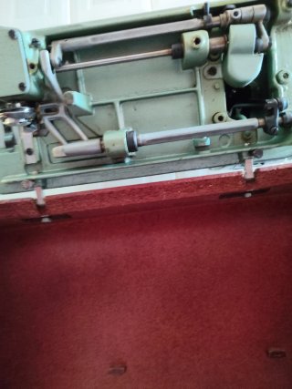 Máquina de coser Refrey Transforma