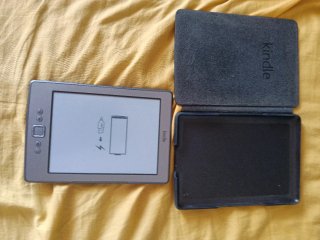Amazon Kindle Gris y Negro