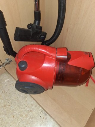 Aspirador cilíndrico.