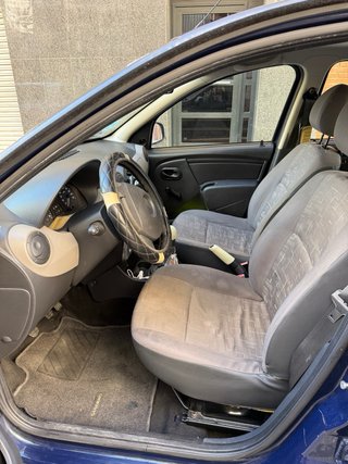 Dacia Sandero 2010