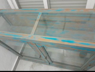 Mueble acristalado madera y cristal