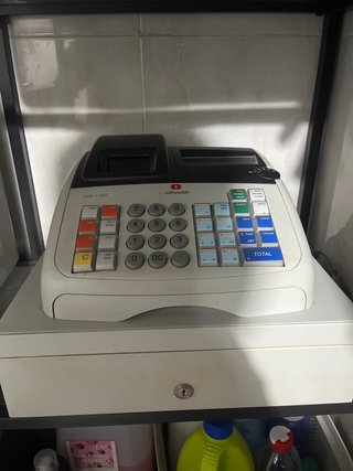 Registradora Olivetti ECR 7100