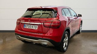 Mercedes GLA 1.6 GLA 180 122 5P