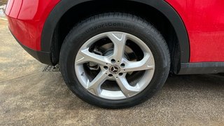 Mercedes GLA 1.6 GLA 180 122 5P