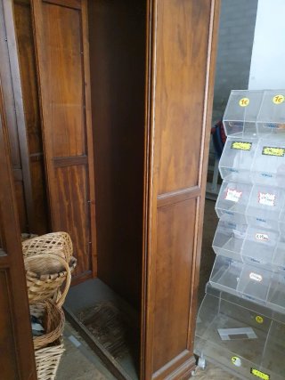 3 Estanterías de Madera