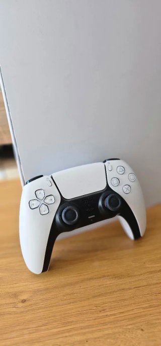 PlayStation 5 Digital Edition FAT Blanca