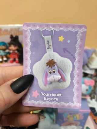 Portachiavi Eeyore Fluffy Flower Disney ihoh