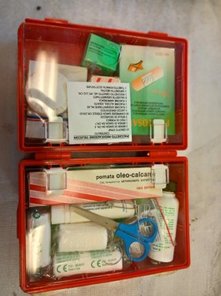 Cassetta pronto soccorso TIM Telecom Italia Mobile