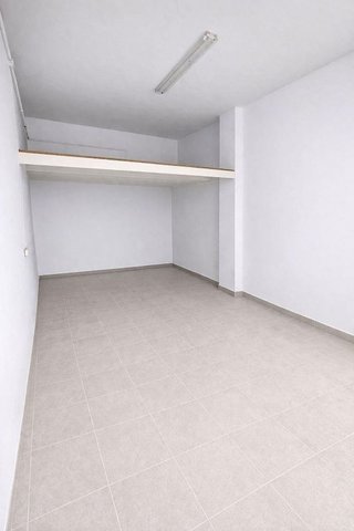 Local comercial en venta en Utrera
