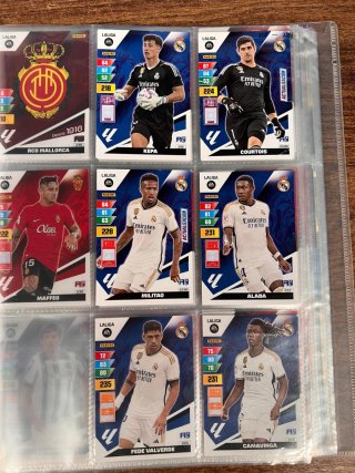 Álbum 186 cromos LaLiga Adrenalyn 23-24