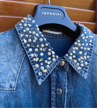Camicia jeans Imperial con borchie