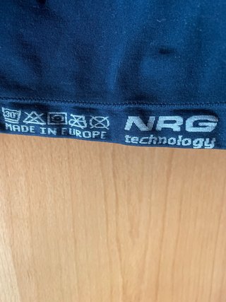 Térmica Prozis Negra Nueva