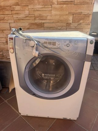 Lavadora Hotpoint Ariston Aqualtis 8kg