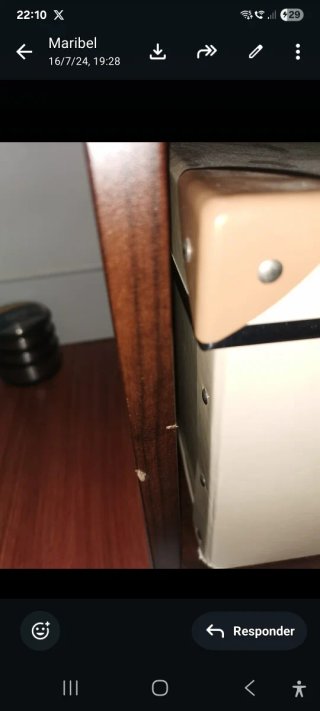 Estantería de madera Ikea