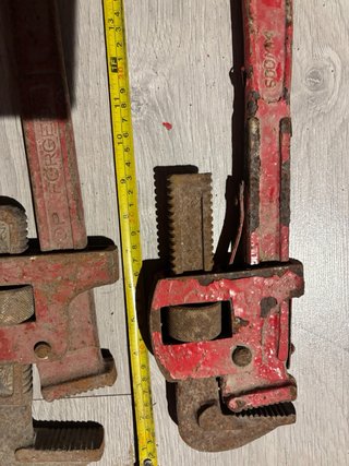 Llave de fontanero (grifa)