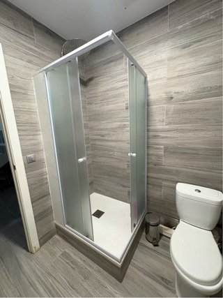 Habitación doble con baño privado