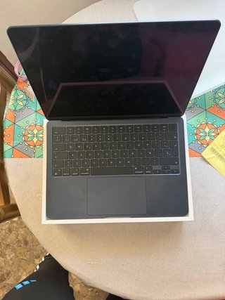 MacBook Air 13' 256GB SSD 8GB RAM