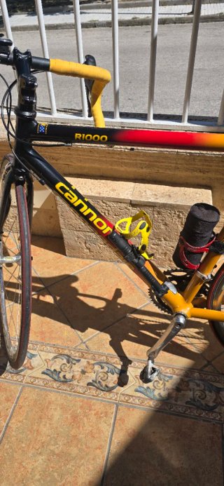Bicicleta carrera Cannondale R1000