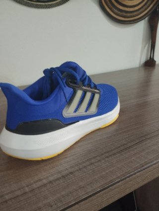 Adidas Bambas Originales Azul y Amarillo
