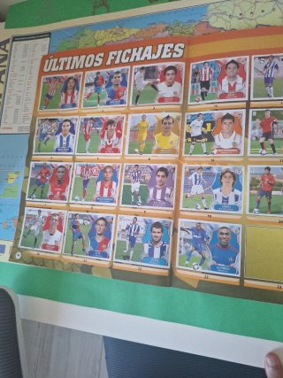 Álbum Cromos Liga Este 2008-2009