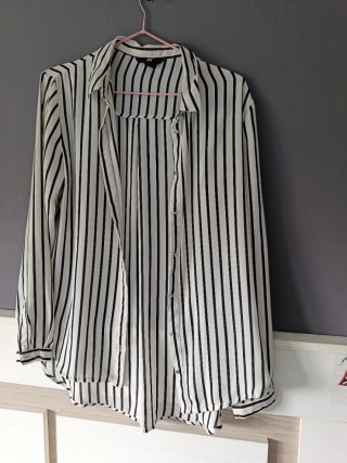 Camisa H&M rayas verticales talla S