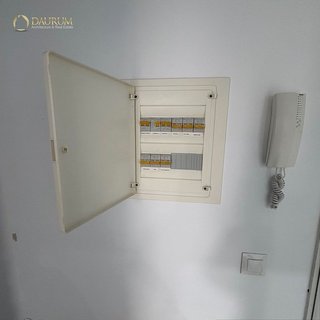 Piso en venta en El Barral Ferial en Coslada