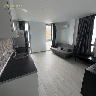 Piso en venta en El Barral Ferial en Coslada