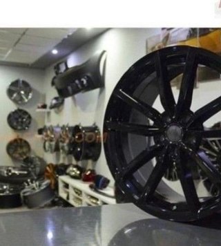 JUEGO DE 4 LLANTAS 18 PRETOR BLACK VW026 rmb363150