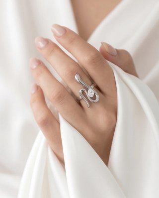 Anillo moderno plateado acero quirúrgico ajustable