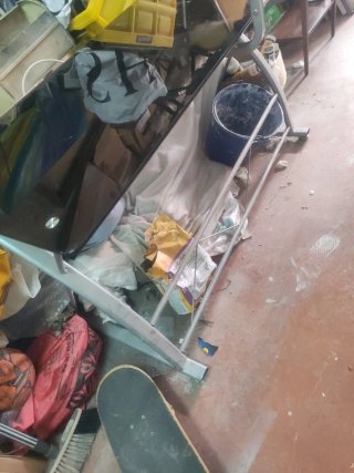 Tavolo in cristallo temperato con tavolino mobile per ufficio