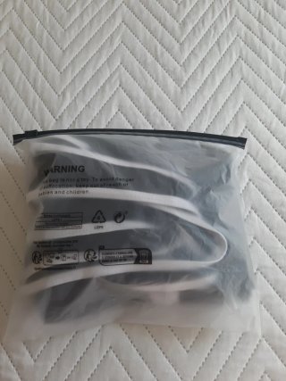 Bañador negro con detalles blancos