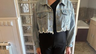 Chaqueta vaquera corta