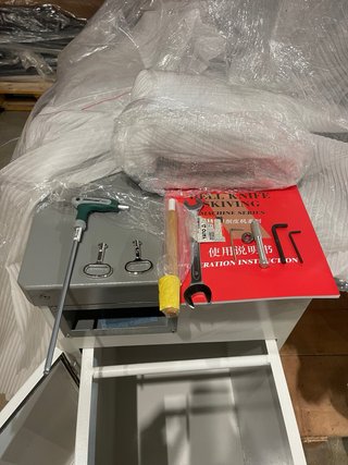 Máquina rebajadora de cuero