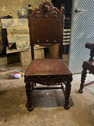 Mesa de comedor y 8 sillas