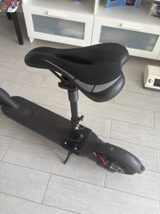 Patinete Eléctrico Xiaomi con Sillín