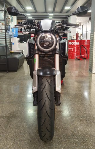 Honda CB650R