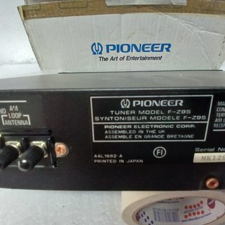 Rádio Pioneer F-Z95 Stereo FM/AM Digital