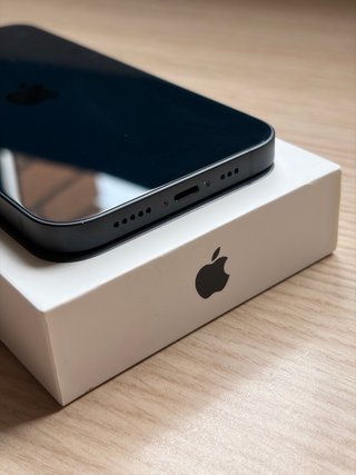 iPhone 13 128GB - Batería 87% - Impoluto