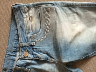 Pantalones vaqueros joya años 90, lavado Bleach