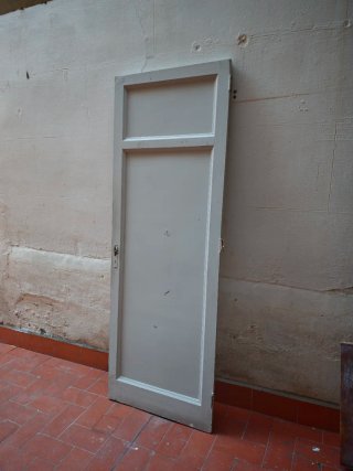 Puertas madera maciza